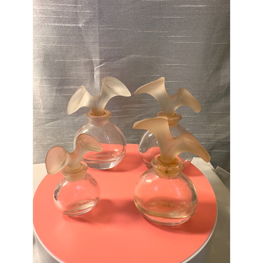 Vintage Chloe Eau de Fleurs Perfume Bottles Calla Lily Stopper Set of 4 France